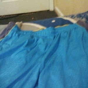 Mens large blue under armour shorts